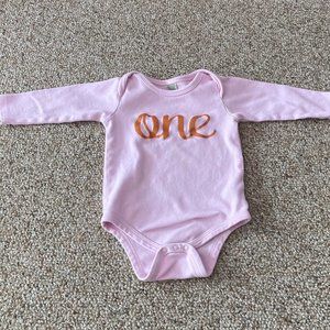 Birthday Onesie With Gold Glitter "One" (Size 18M)